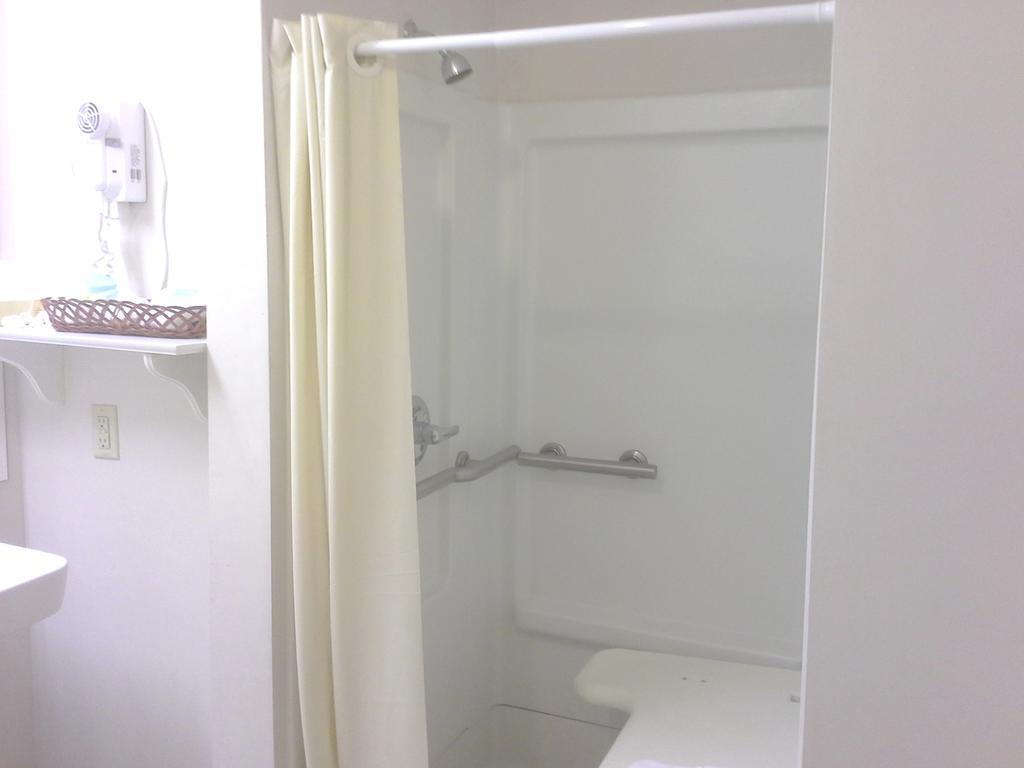 Quality Inn Hamilton Eksteriør bilde